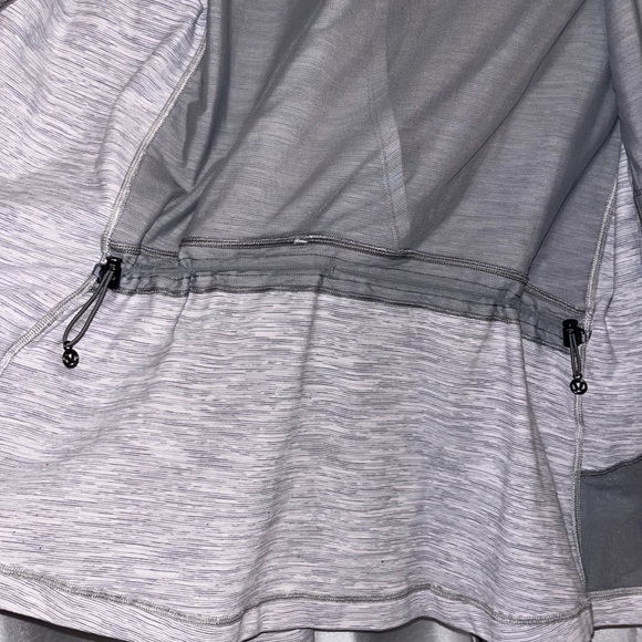 Lululemon jacket - Picture 4 of 4